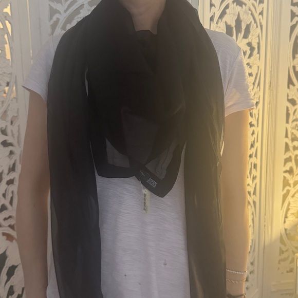 Hermes Carre Geant monochrome eline changeante - Picture 4 of 7